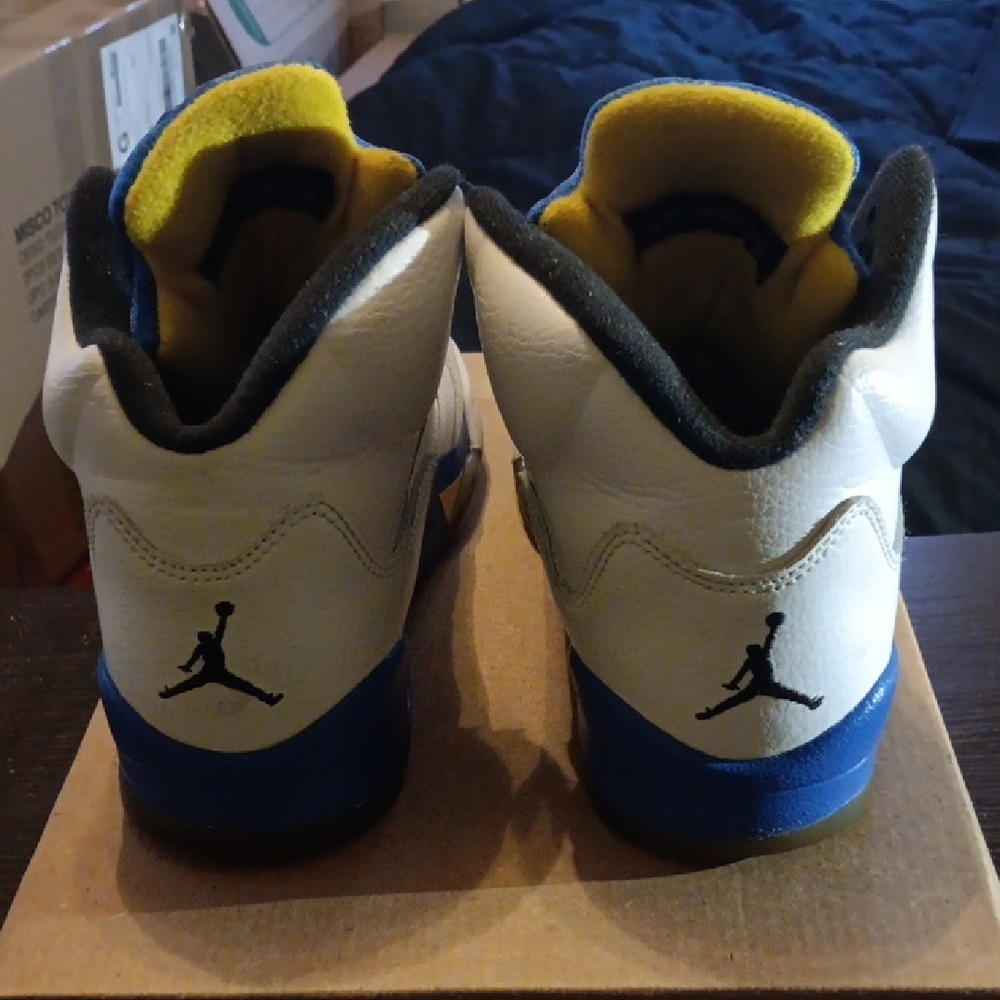 Jordan 5 Retro (GS) Rare OG "Laney" (2013) Mens 6Y Womens 7.5 EUC - Picture 5 of 9